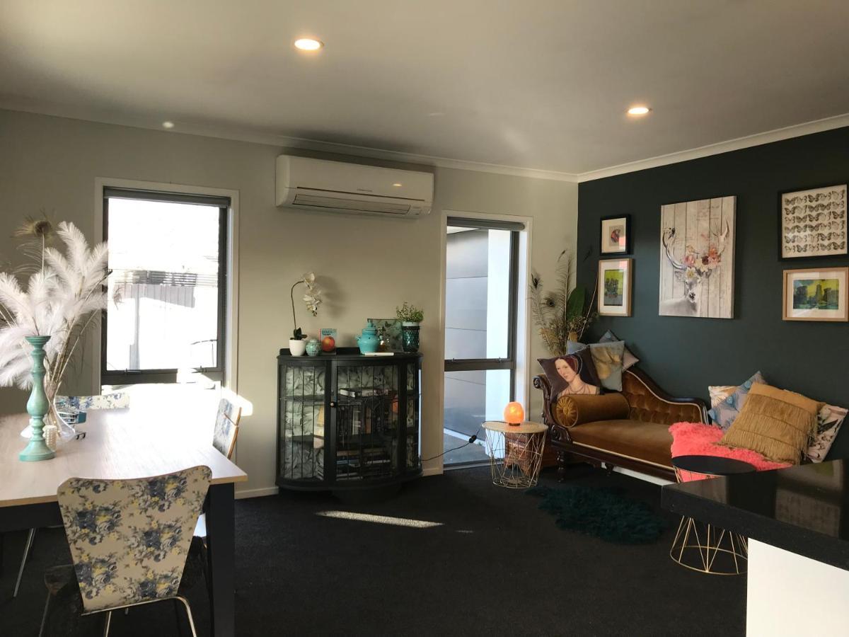 A Little Bit Beachy Modern Guest Room And Private Toilet 크라이스트처치 외부 사진